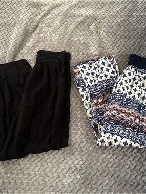 Joe Benbasset Wide Leg Pull-On Pants — Black and White with Blue & Rust Print